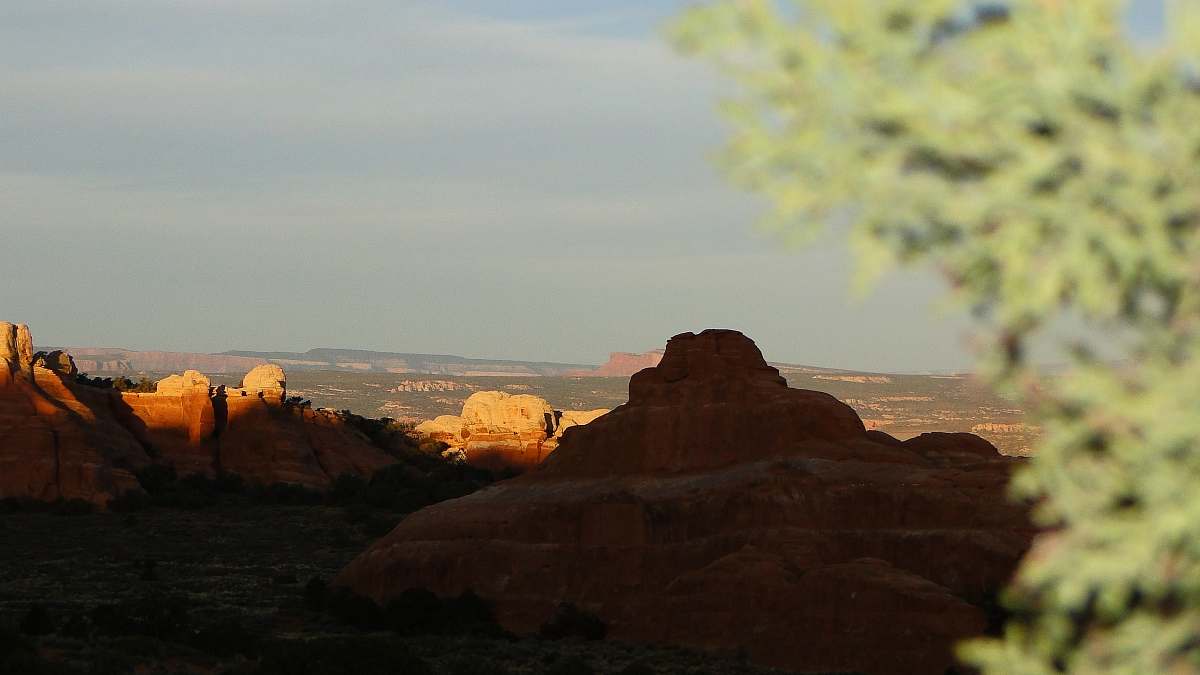 mountain brown fault block mountains during daytime moab